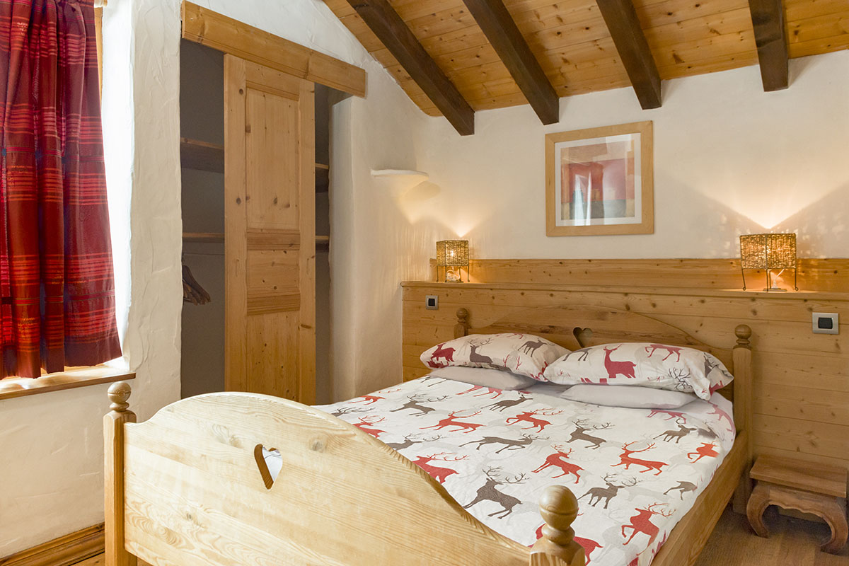 CHALET MARMOTTE | Wheal Busy Ski Chalets