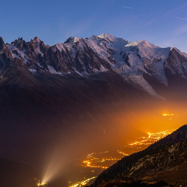 Vallée de Chamonix de nuit